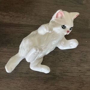 Lefton Vintage White Persian Kitten/Playful Kitten/Cat #1513 Great Condition